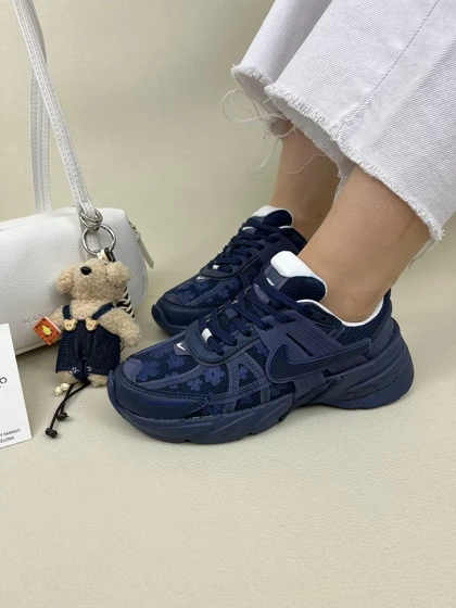 کتانی زنانه نایک وی تو کی طرح گل‌دار | کتانی زنانه نایک وی تو کی طرح گل‌دار nike v2k Flowers Run Womans کد 1325 کد 264
