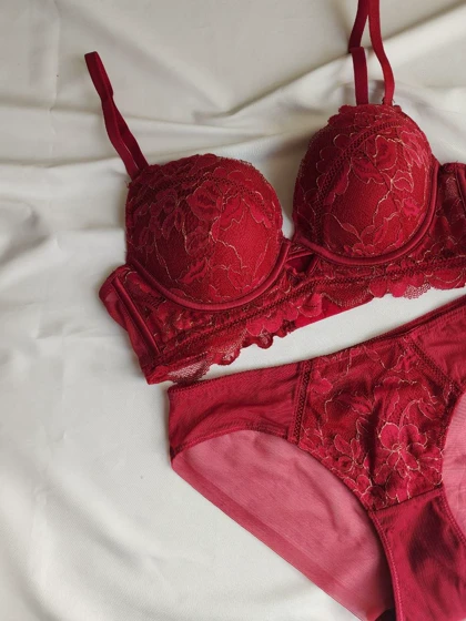 ست شورت و سوتین جکدار فنردار کد: 5588