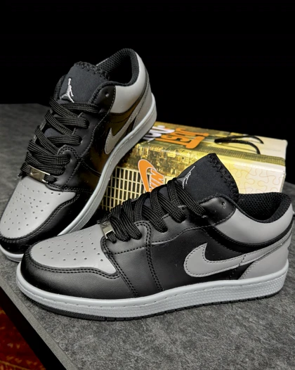 کتانی جردن وان