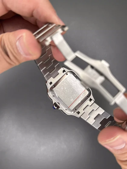 ساعت مچی کارتیه د سانتوس موتور اتوماتیک صفحه قرمز Cartier