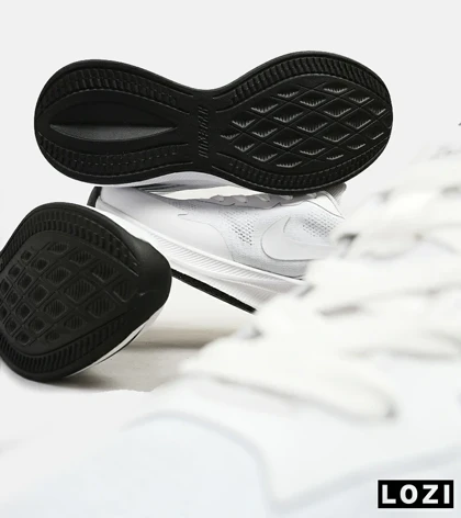 کفش کتانی مردانه و زنانه سفید مشکی Nike air zoom مدل 4543