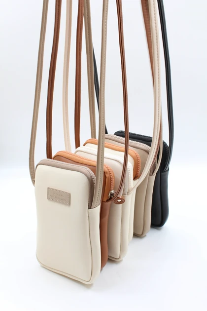 کیف دوشی زنانه nothing nothing