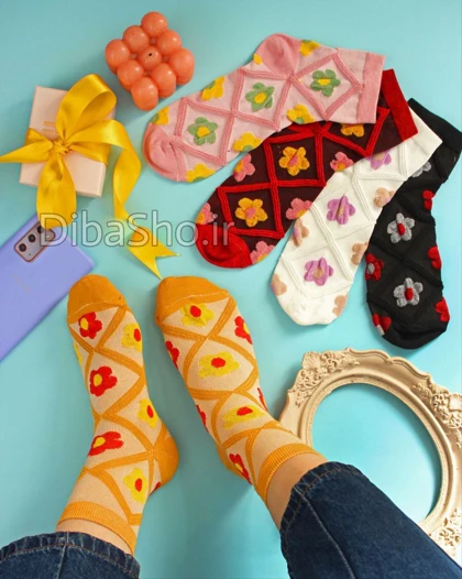 جوراب زنانه ساق‌دار گل برجسته