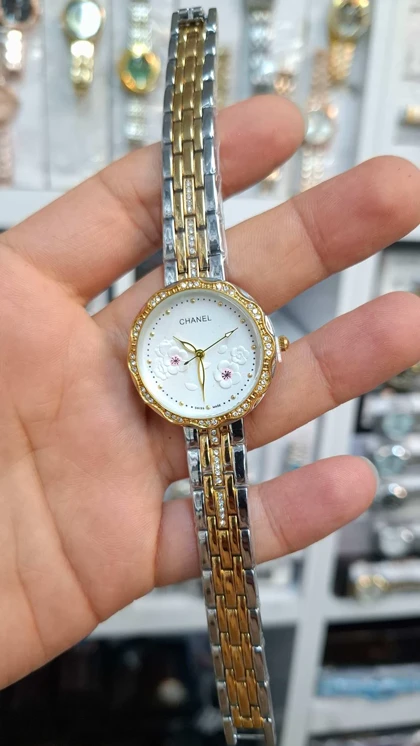 ساعت مچی زنانه چنل Chanel موتور کوارتز باکیفیت و طراحی زیبا