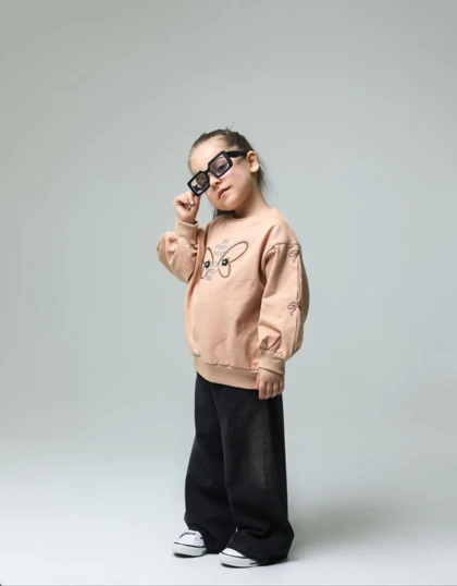 ست بلوز شلوار جین دخترانه رنگ گلبهی 3840