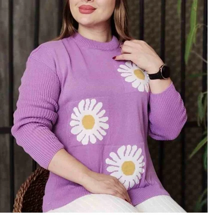 بلوز بافت بابونه کوتاه یقه گرد آستین بلند زنانه کد 1575