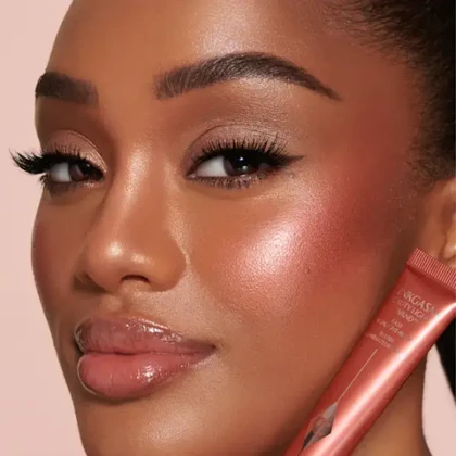 هایلایتر و رژگونه مایع شارلوت تیلبری مدل BEAUTY LIGHT WAND