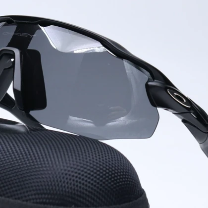 عینک برند OAKLEY کد 181393