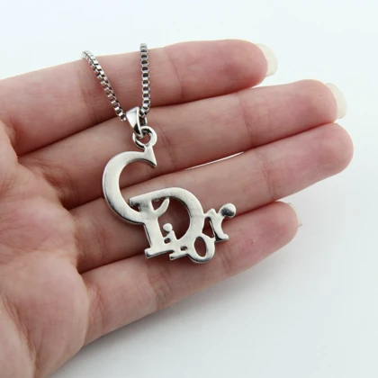 گردنبند دخترانه مدل دیور