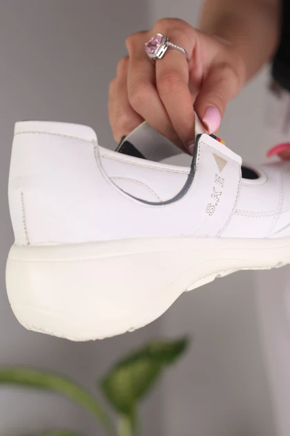 کفش پرسنلی زنانه اسکیچرز