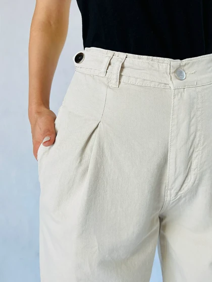 شلوار نیم بگ کاغذی کتان پیلی دار