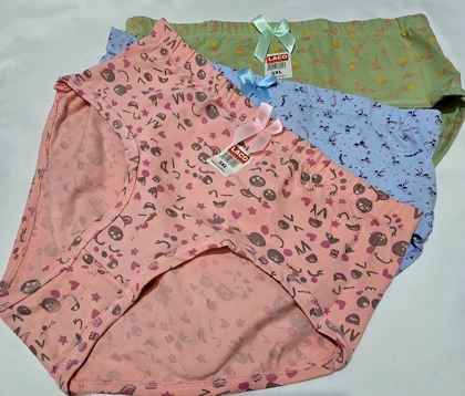 شورت زنانه دخترانه سه عددی