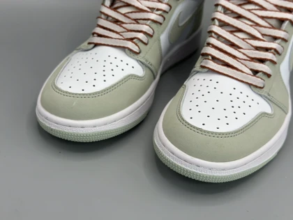 کتانی نایکی جردن1 سی فوم/Nike Air Jordan1