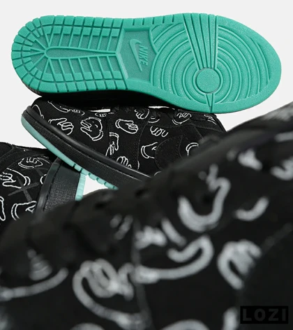 کفش کتانی مردانه و زنانه مشکی Jordan 1 x Kaws مدل 6914