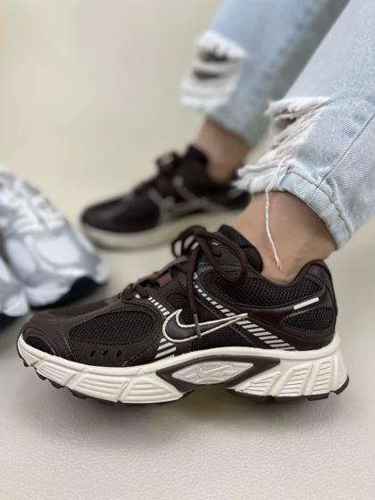 کتانی زنانه وی فایو رانر NIKE V5 RNR کد : 1500 کد 418