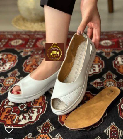 صندل طبی زنانه جلو باز کاملیا