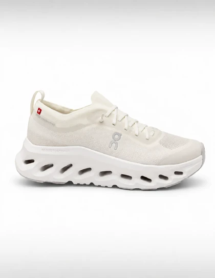 کتانی دویدن Unisex آن رانینگ Cloudtilt Moon U