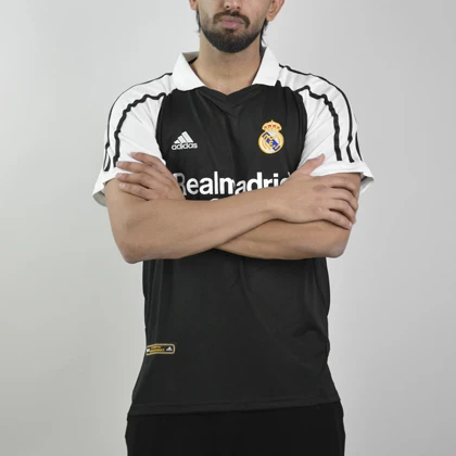 تیشرت فوتبالی رئال مادرید مدل Adidas-2001-2002 سفید مشکی