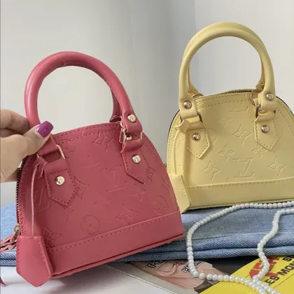 کیف دستی ودوشی دخترانه مدل نیوا