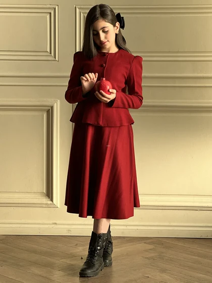 ست کت ودامن نیکی دکمه گلدوزی