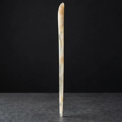 کانزاشی مو زنانه رزینی شفاف شیری با طراحی ساده و کشیده مینیمال لوکس مدل الیا