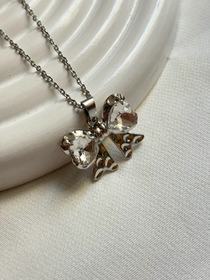 گردنبند پاپیون