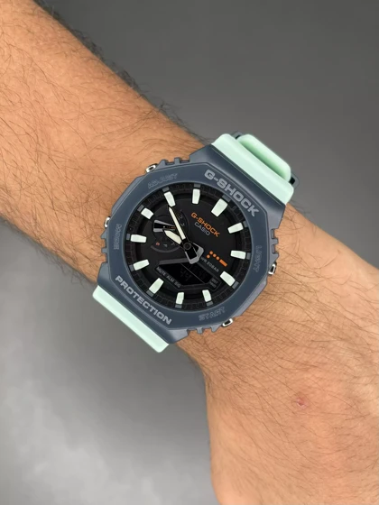 ساعت مچی کاسیو جی-شاک سبز Casio G-Shock LOV-22B-8