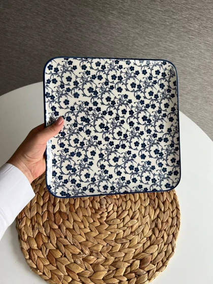 بشقاب مربعی دنی هوم طرح گل سرمه ای / BA30