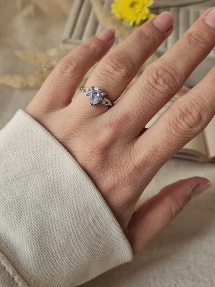 انگشتر جواهری فری سایز اشکی