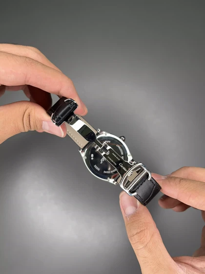 ساعت مچی کارتیه صفحه اسکلتون بند چرمی مشکی Cartier