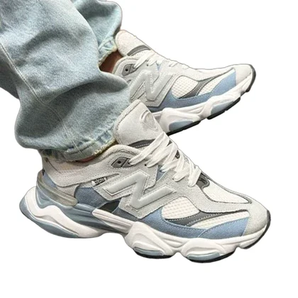 کفش و کتانی مردانه و زنانه چرم طبیعی مدل نیوبالانس 9060 NEW BALANCE رنگ طوسی کد 8976