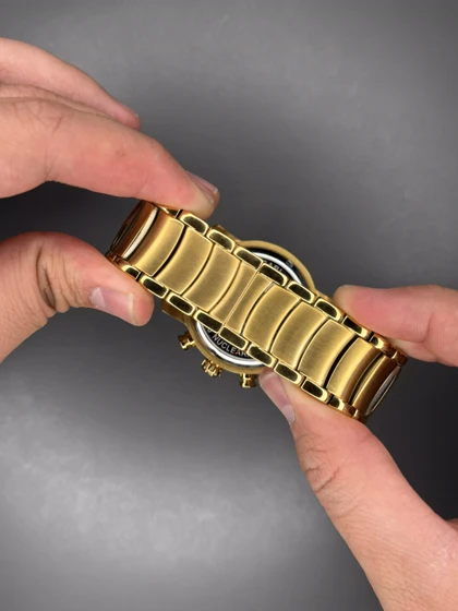 ساعت مچی بولگاری کورنوگراف بند طلایی صفحه طلایی Bvlgari