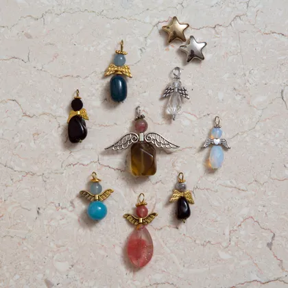 فرشته‌ی نگهبان سنگی
