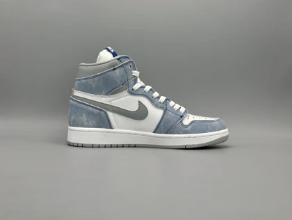 کتانی نایکی جردن 1 هایپر رویال/Nike Air Jordan 1 Hyper Royal