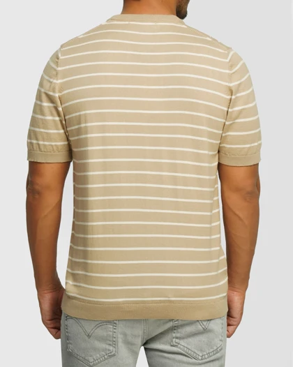 تیشرت طرح دار