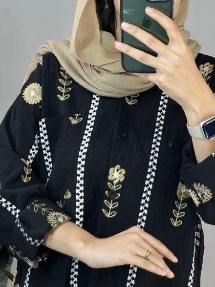 مانتو گلدوزی آزاده