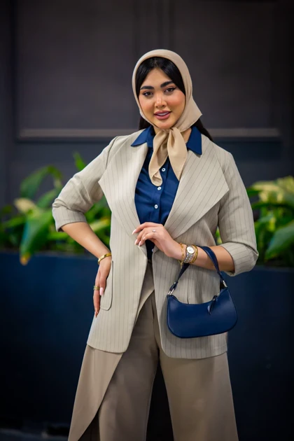 مانتو مازراتی دیپلمات مهگل