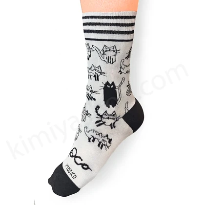 جوراب زنانه طرح فانتزی – نخ پنبه درجه یک