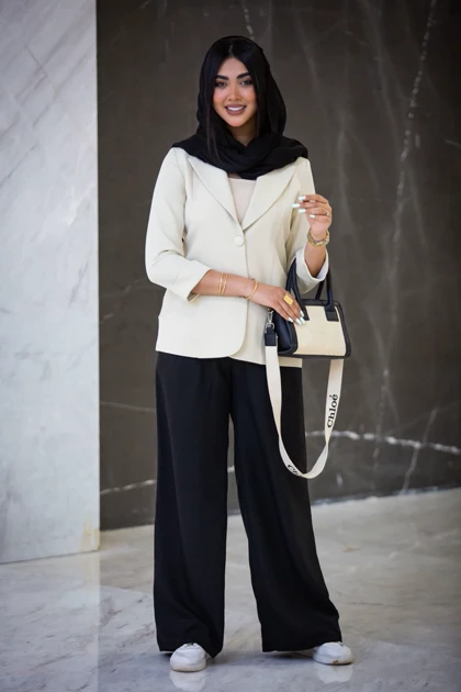 مانتو مازراتی کجراه رها