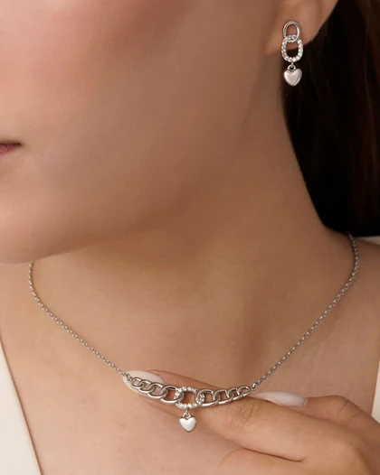 نیم ست سفید کارتیر با آویز قلب ژوپینگ