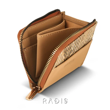 کیف پول چرم رادیس مدل Radin کد 080-M.RTL