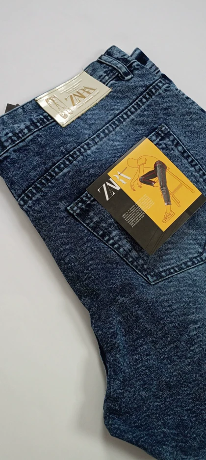 شلوار لی مردانه مام فیت آبی ZARA