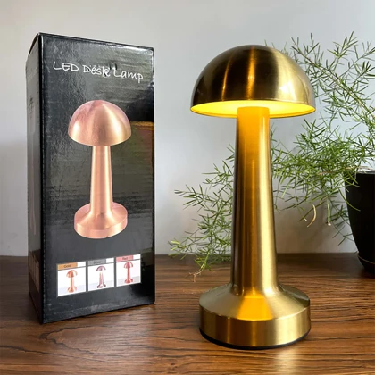 چراغ رومیزی LED مدل PC-8230 لمسی طلایی