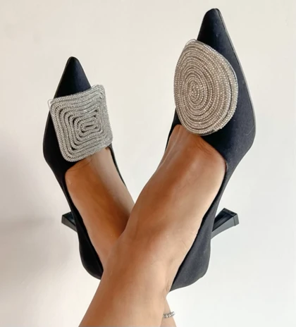 کفش پاشنه‌بلند Circle & Square