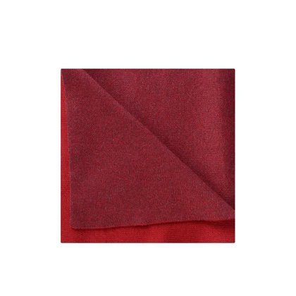 شال گردن قرمز ساده