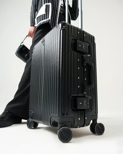 چمدان سایز کوچک مدل Rose-Merry-RL-318-Small-B