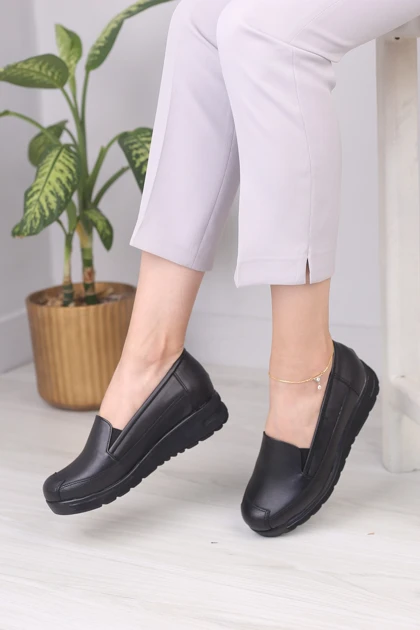 کفش پرسنلی زنانه روشنا