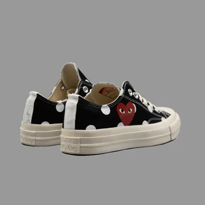 کانورس پلی خال‌خالی مشکی ساق کوتاه Converse Cdg Play Black Polka Dot Lowtop