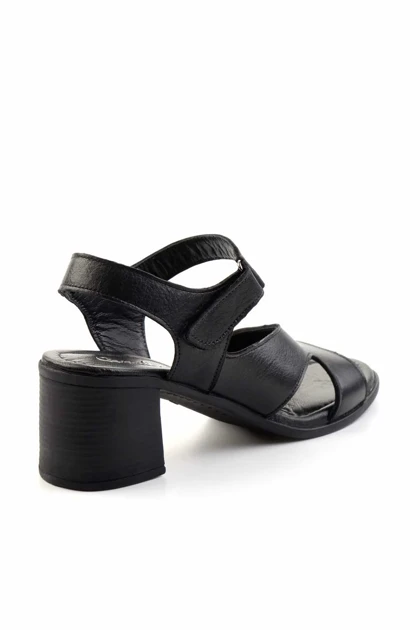 صندل زنانه bambi