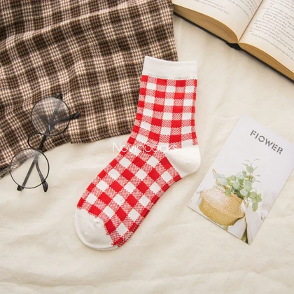 جوراب ساق‌دار قرمز1186